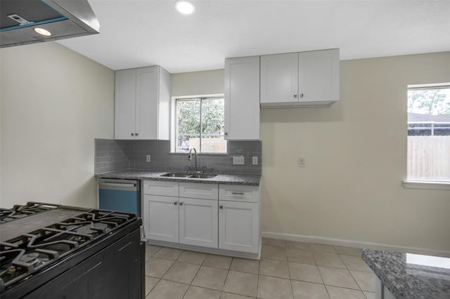 11326 Sagecreek Drive, Houston, TX 77089