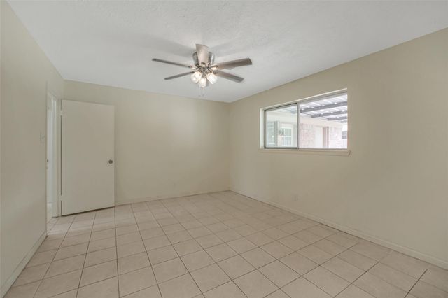 11326 Sagecreek Drive, Houston, TX 77089