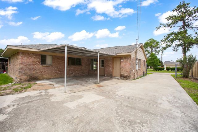 11326 Sagecreek Drive, Houston, TX 77089