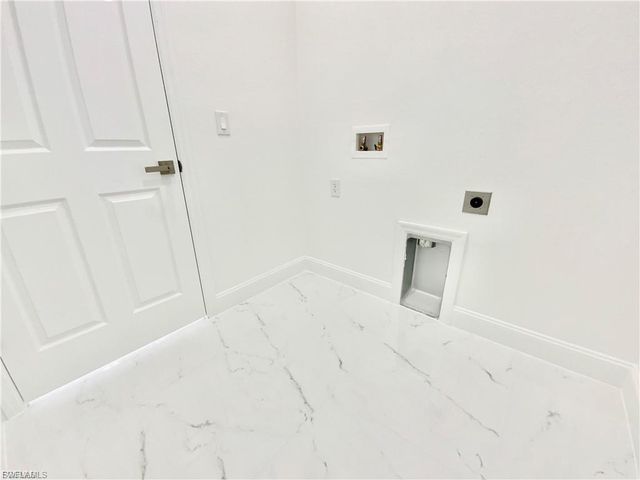 6030 Stratton RD, Fort Myers, FL 33905