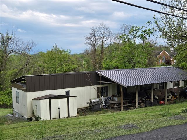 10 Courson Hill Rd, Amwell, PA 15301