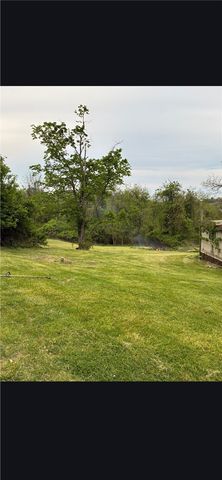 10 Courson Hill Rd, Amwell, PA 15301
