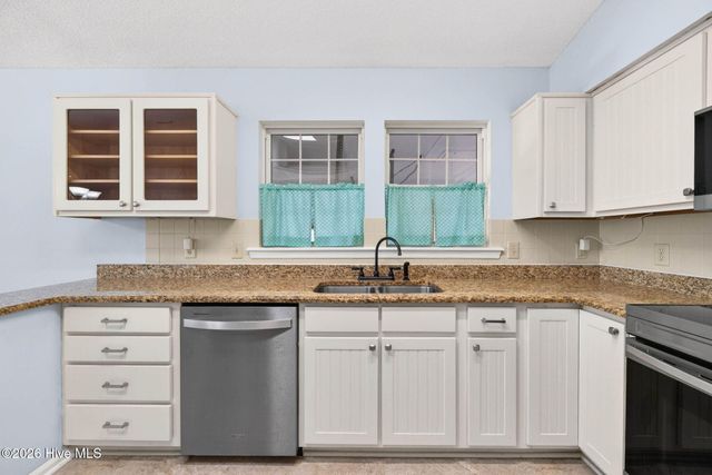 514 Leeward Way, Calabash, NC 28467