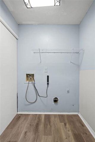 1306 Natchez Trace, Atlanta, GA 30350