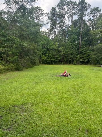 97 Jacquelyn Dr., Georgetown, SC 29440