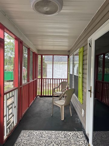 97 Jacquelyn Dr., Georgetown, SC 29440