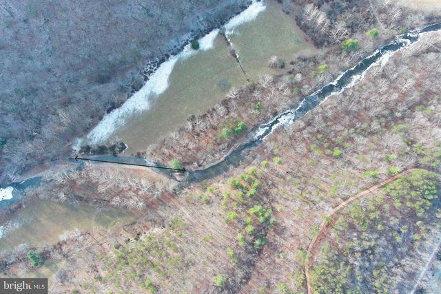 320 COWGILL LN, Paw Paw, WV 25434