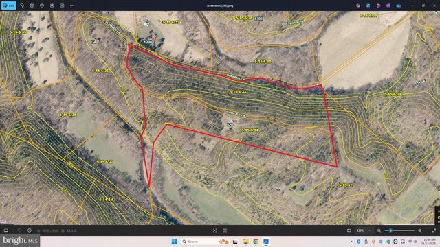 320 COWGILL LN, Paw Paw, WV 25434