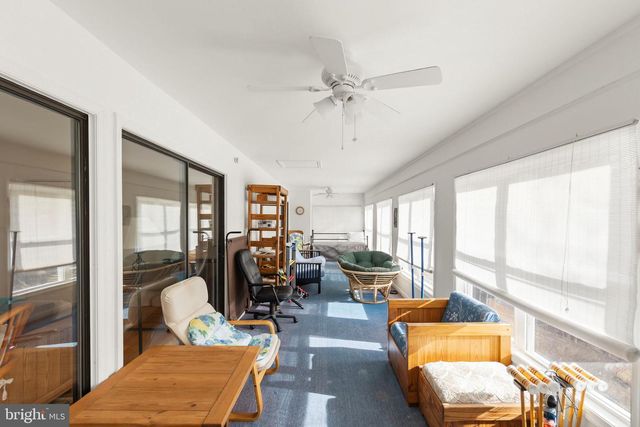 320 COWGILL LN, Paw Paw, WV 25434