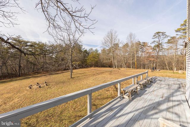 320 COWGILL LN, Paw Paw, WV 25434