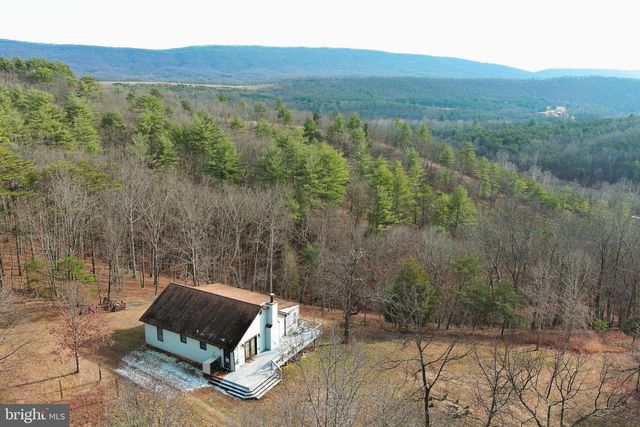 320 COWGILL LN, Paw Paw, WV 25434