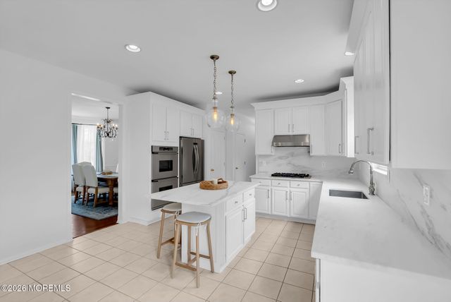 51 Manfre Court, Freehold, NJ 07728