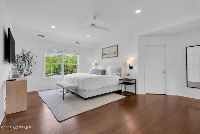 51 Manfre Court, Freehold, NJ 07728