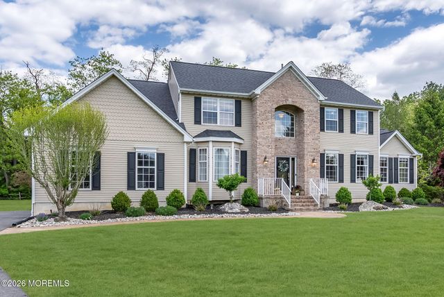 51 Manfre Court, Freehold, NJ 07728