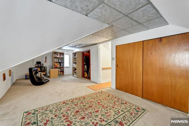 5-40 4th Street, Fair Lawn, NJ 07410