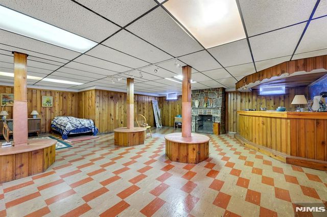 5-40 4th Street, Fair Lawn, NJ 07410