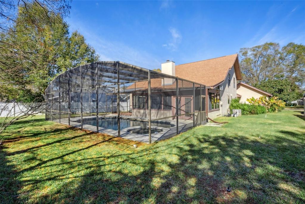 Image 38 of property listing at 3314 HEATHGATE COURT, Orlando, FL 32812