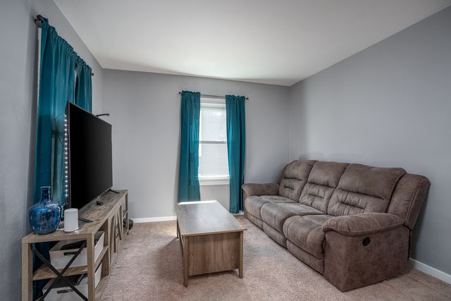 2326 18th Avenue A, Moline, IL 61265