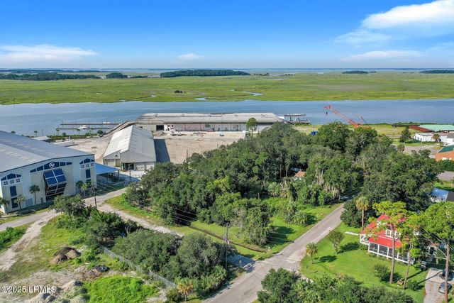 901 7th Street, Port Royal, SC 29935