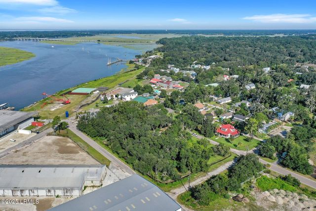 901 7th Street, Port Royal, SC 29935