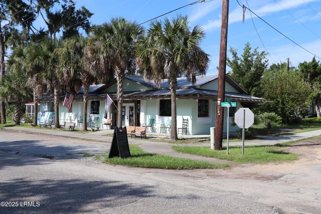901 7th Street, Port Royal, SC 29935