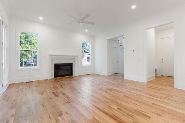 413 Achievement Dr, Nashville, TN 37209