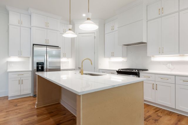 413 Achievement Dr, Nashville, TN 37209