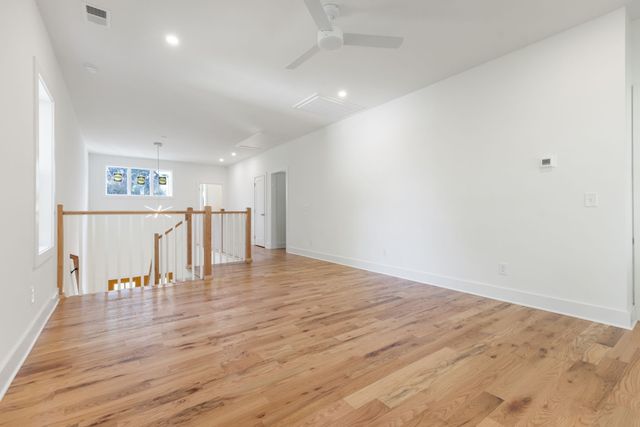 413 Achievement Dr, Nashville, TN 37209