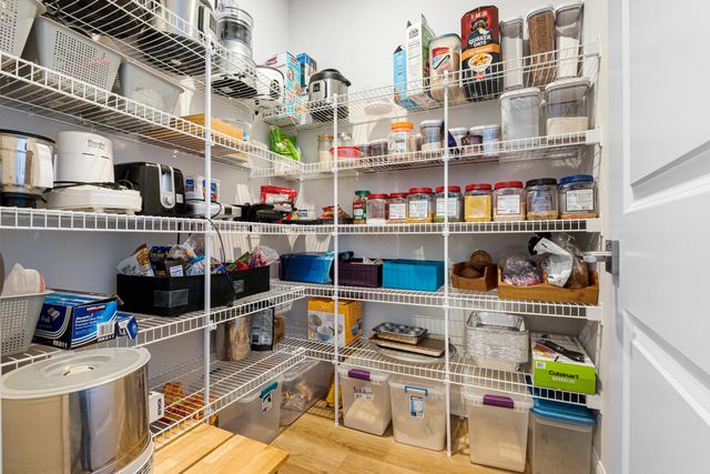 600 Winstar Court, Union, KY 41091