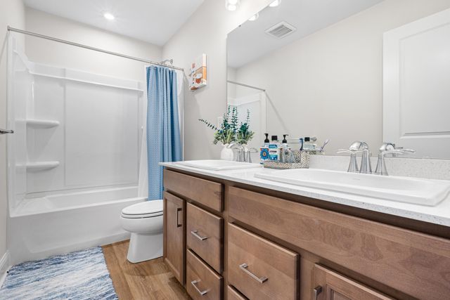 600 Winstar Court, Union, KY 41091