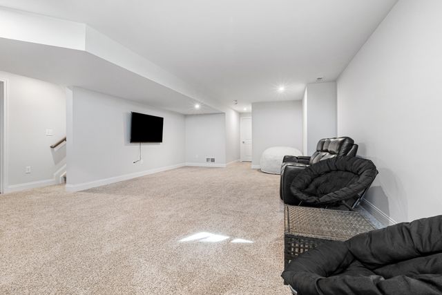 600 Winstar Court, Union, KY 41091