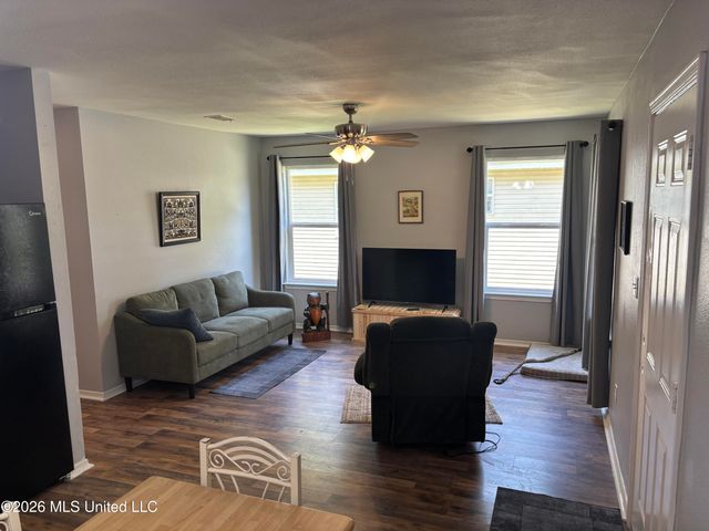 6192 E Ridley Street, Bay Saint Louis, MS 39520