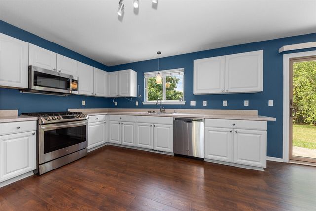 7734 Greene Farm Drive, Ypsilanti, MI 48197