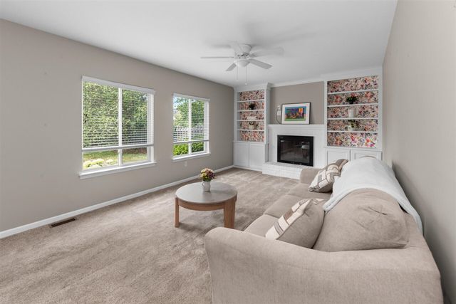 7734 Greene Farm Drive, Ypsilanti, MI 48197