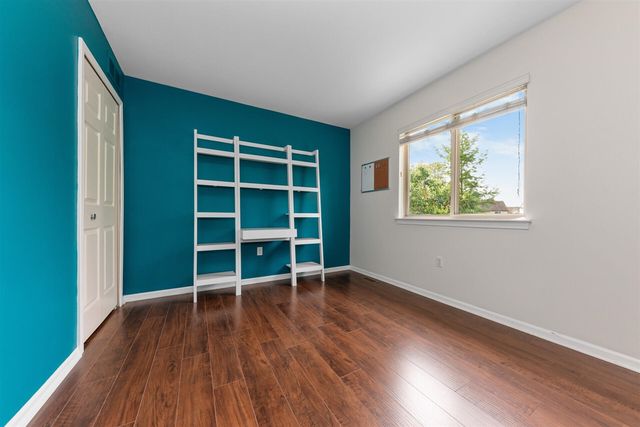7734 Greene Farm Drive, Ypsilanti, MI 48197