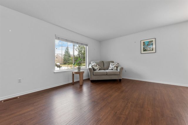 7734 Greene Farm Drive, Ypsilanti, MI 48197