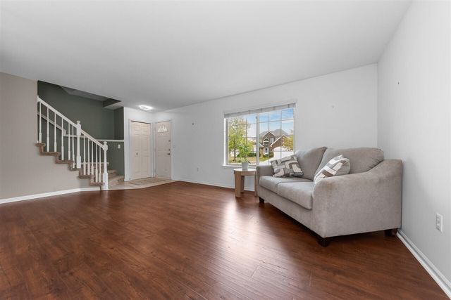 7734 Greene Farm Drive, Ypsilanti, MI 48197