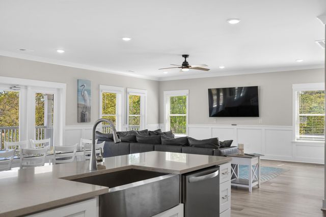 520 28th Ave. N, Myrtle Beach, SC 29577