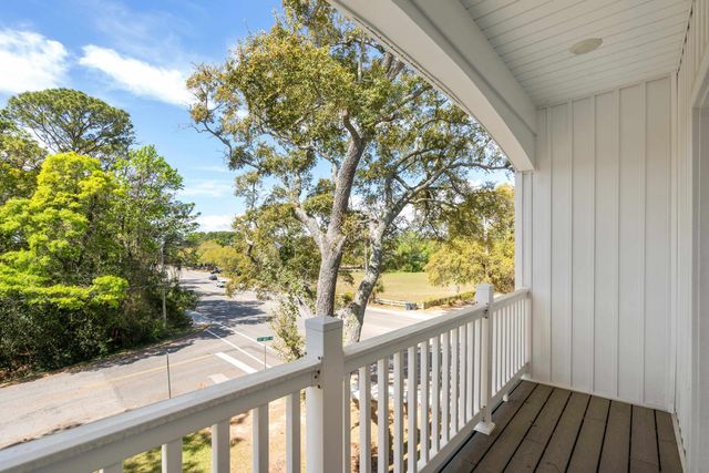 520 28th Ave. N, Myrtle Beach, SC 29577