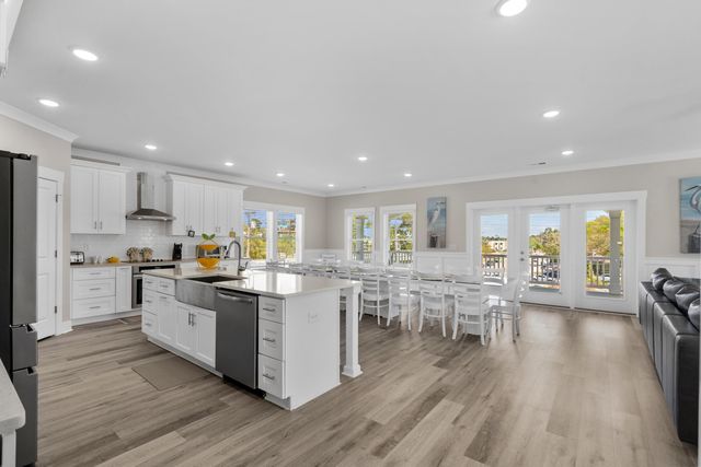 520 28th Ave. N, Myrtle Beach, SC 29577