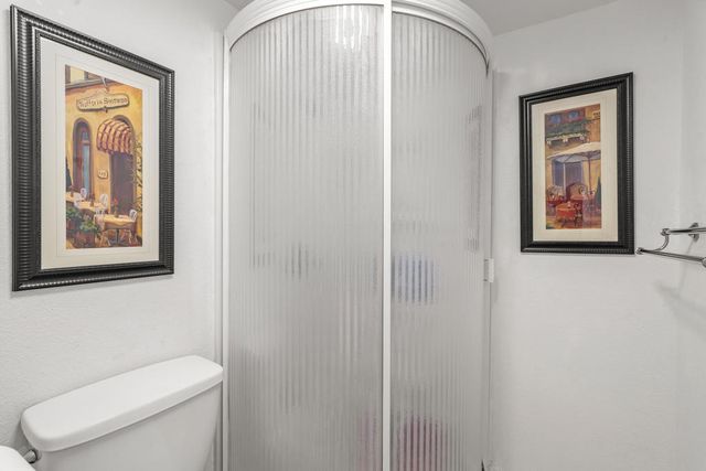 1490 S Camino Real 204, Palm Springs, CA 92264