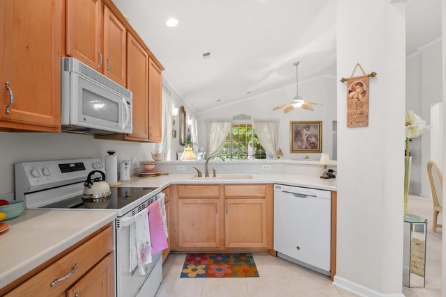 845 LaQuinta Loop, Murrells Inlet, SC 29576