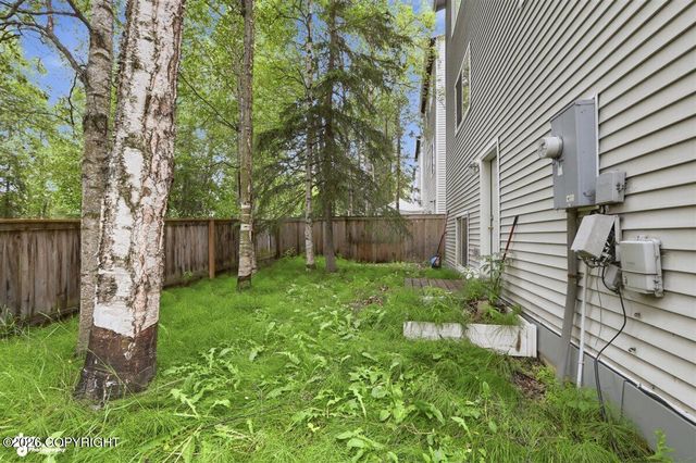 12355 Gregg Lane, Anchorage, AK 99515
