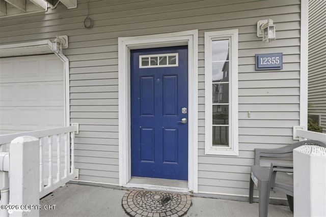 12355 Gregg Lane, Anchorage, AK 99515