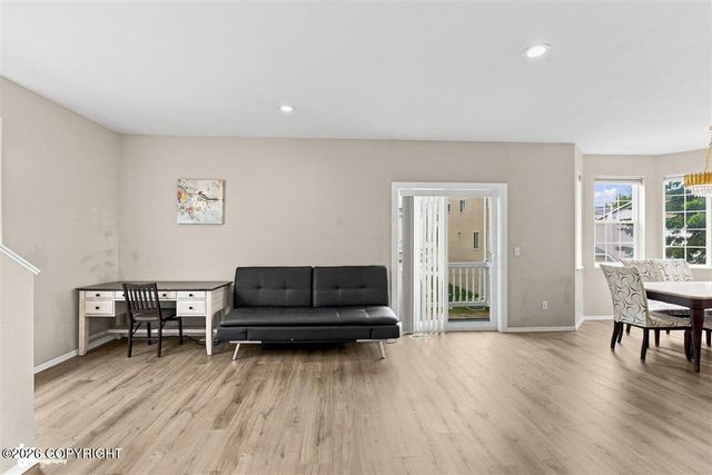12355 Gregg Lane, Anchorage, AK 99515