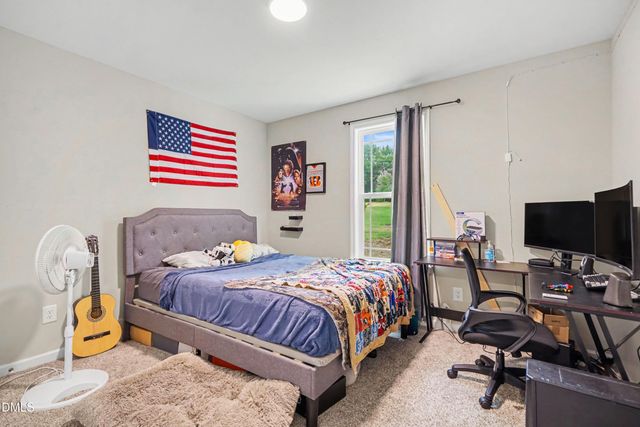 212 Tanglewood Drive, Louisburg, NC 27549