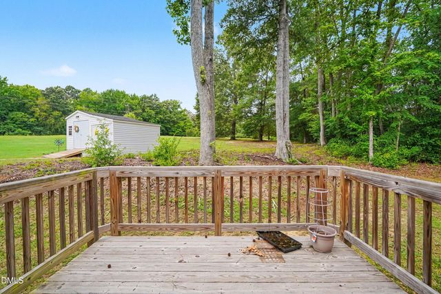 212 Tanglewood Drive, Louisburg, NC 27549