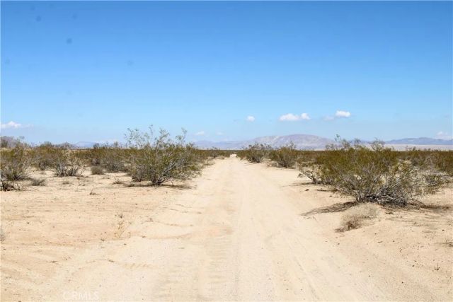 5 Sunny Vista, Joshua Tree, CA 92252