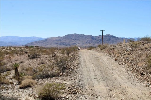 5 Sunny Vista, Joshua Tree, CA 92252