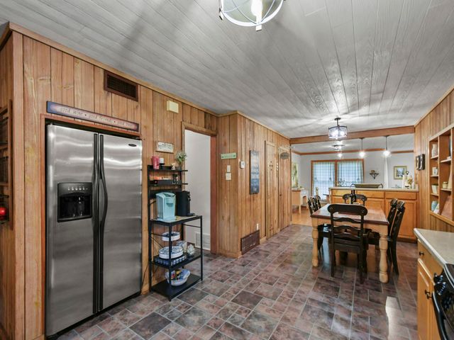 2200 Skyline Drive, Fort Worth, TX 76114